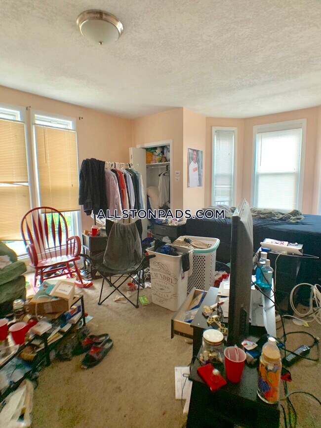Foto del edificio - 24 Linden St