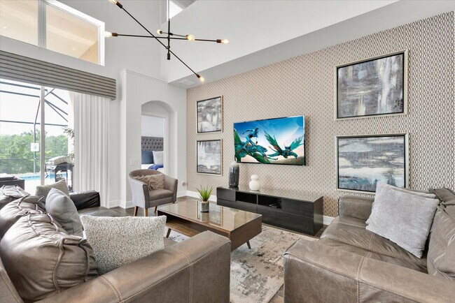 Building Photo - 8131 Sun Palm Dr