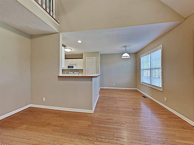 Building Photo - 3366 Dabney Lane