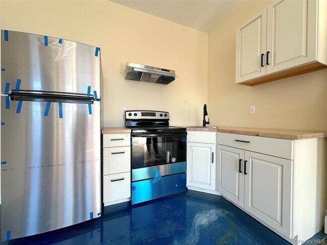 Foto del edificio - 31 Dubois St