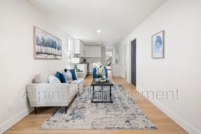 Building Photo - 830 47th St