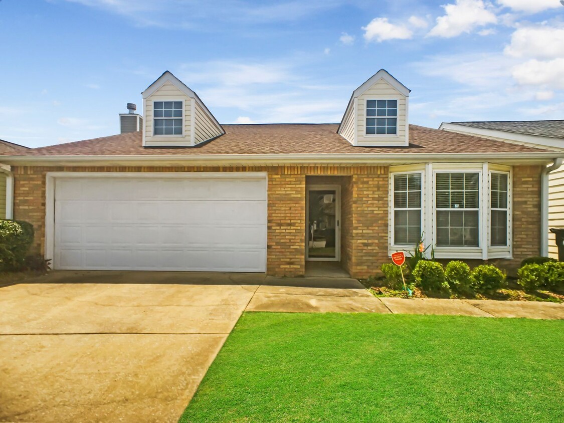 Foto principal - 1432 Southern Gardens Dr
