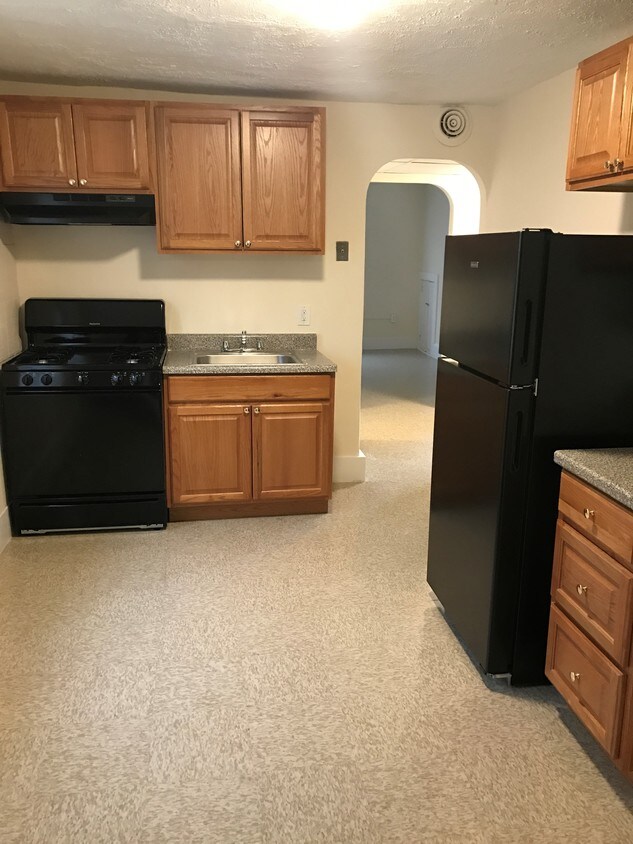 Foto principal - 73 Almont St
