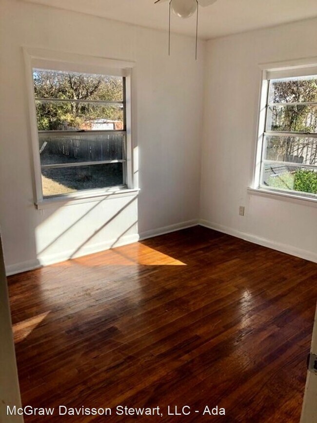 Foto del edificio - 3 br, 1.5 bath House - 1012 Hillside Dr