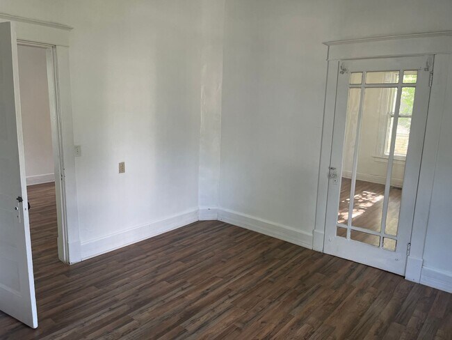 Foto del edificio - 2 Bedroom 2 bathroom in Alton