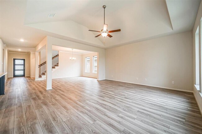 Building Photo - 2710 Bayrose Dr