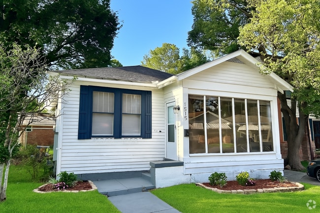 Building Photo - 1515 Olive St