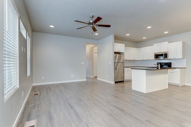 Building Photo - 2207 Ison Ct