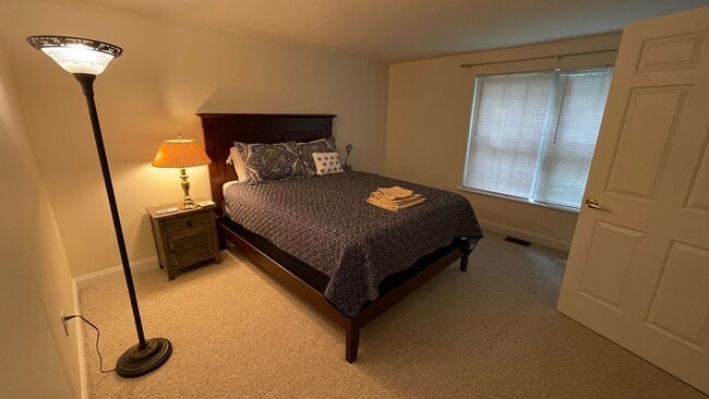 Building Photo - Spacious Furnished 3-Bedroom Condo – All U...