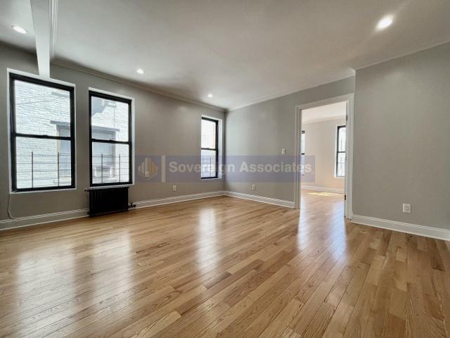 Foto del edificio - 3 bedroom in NEW YORK NY 10034