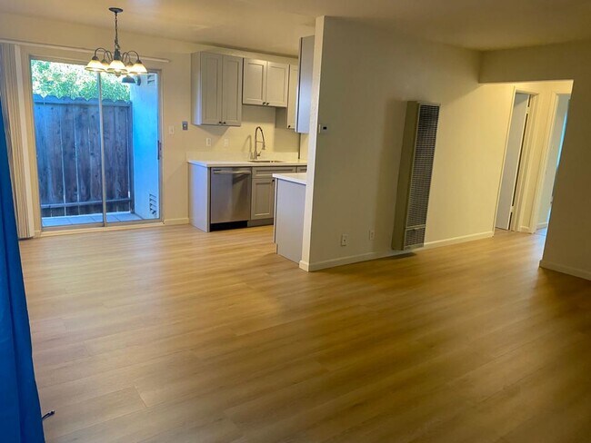 Building Photo - 5849 El Dorado Ave