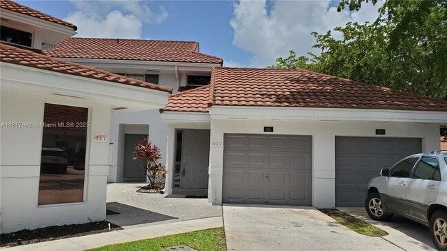 Building Photo - 985 NW 93rd Ave