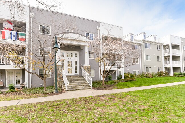 Front of unit - 4189 S Four Mile Run Dr