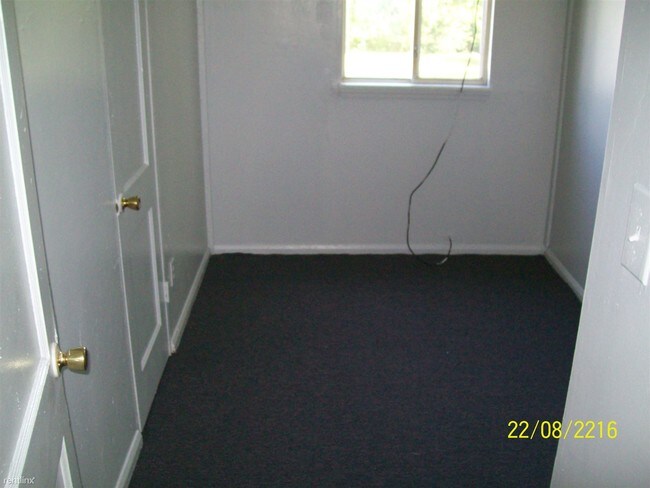 Building Photo - 3 br, 1 bath House - 623 Wilson Ave