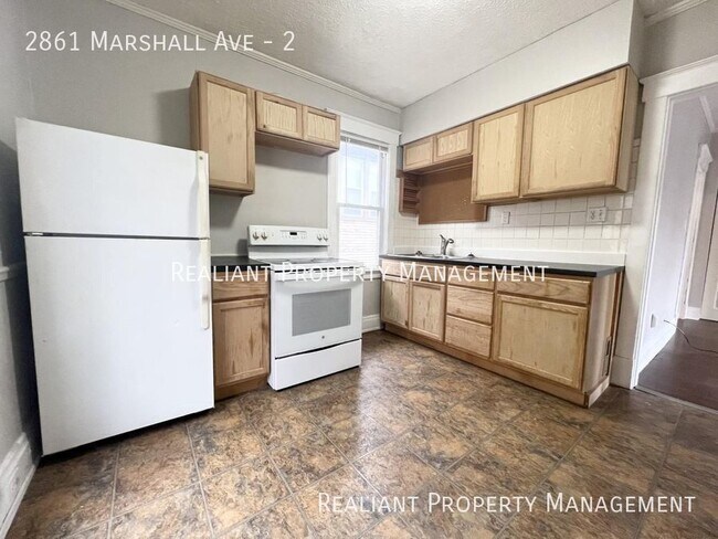 Foto del edificio - 2861 Marshall Ave