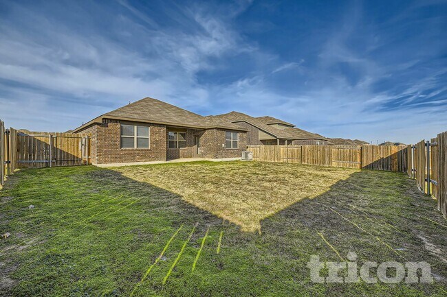 Foto del edificio - 1833 Chesapeake Dr