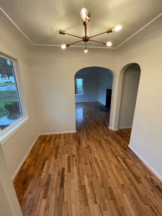 Foto del edificio - AVAILABLE NOW!!! Spacious 2bd/1ba House w/...