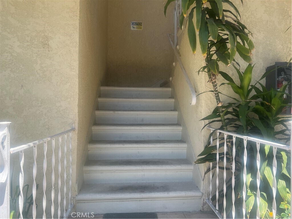 Foto del edificio - 14222 Sylvan St