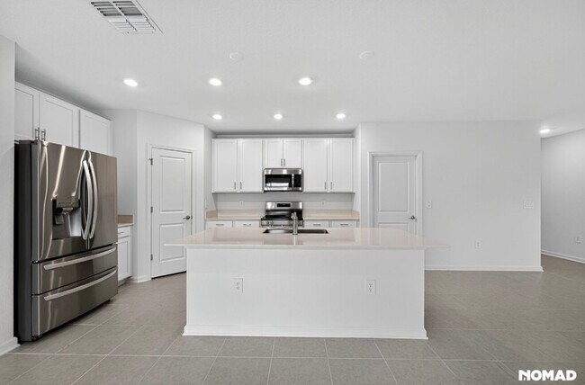 Building Photo - 2916 Transformation Wy