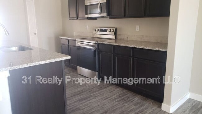 Building Photo - 6804 Lonesome Dove Ln