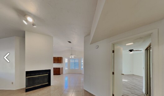 Foto del edificio - 8690 N Moison Dr