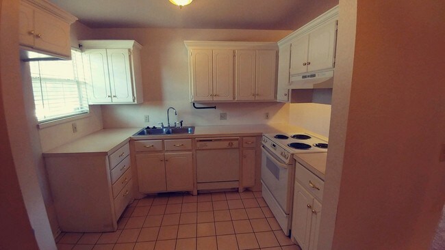 Building Photo - 3223 Barley Ct