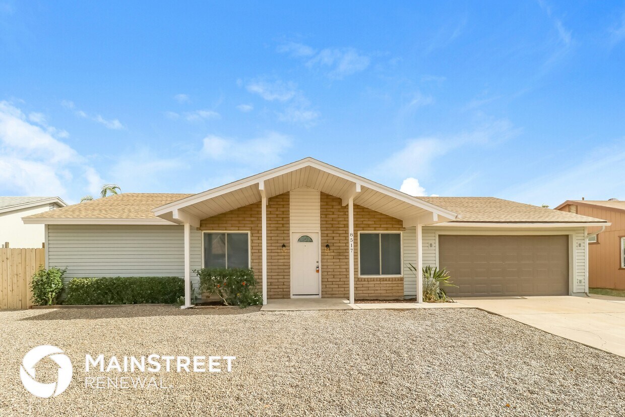 Foto principal - 8517 W Indianola Ave