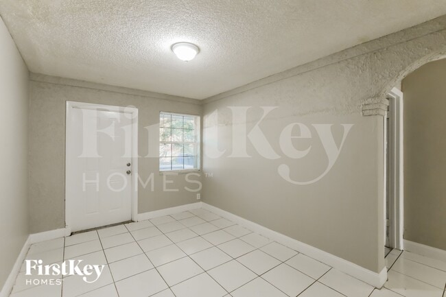 Foto del edificio - 1389 SW 24th Ave
