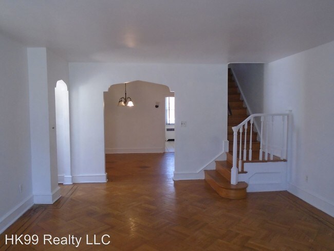 Building Photo - 3 br, 2.5 bath House - 3029 Cottman Ave.