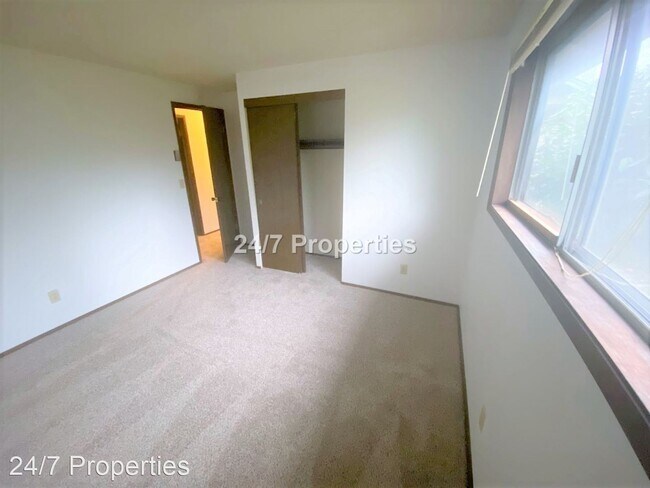 Foto del edificio - 3 br, 2 bath House - 10203 NW 22nd Ave.