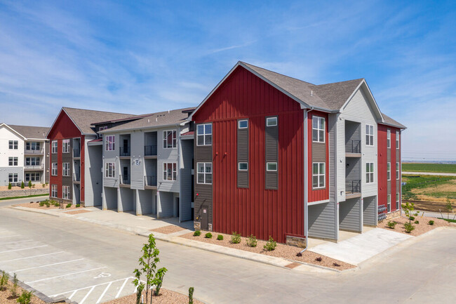 Building Photo - The Ridge at Mountain Lion