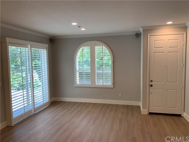 Building Photo - 61 Paseo Verde