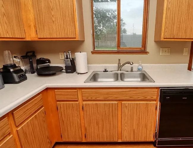 Foto del edificio - 1565 Cedar Crest Dr