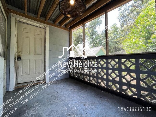 Building Photo - Beautiful home in the heart of Park Circle...