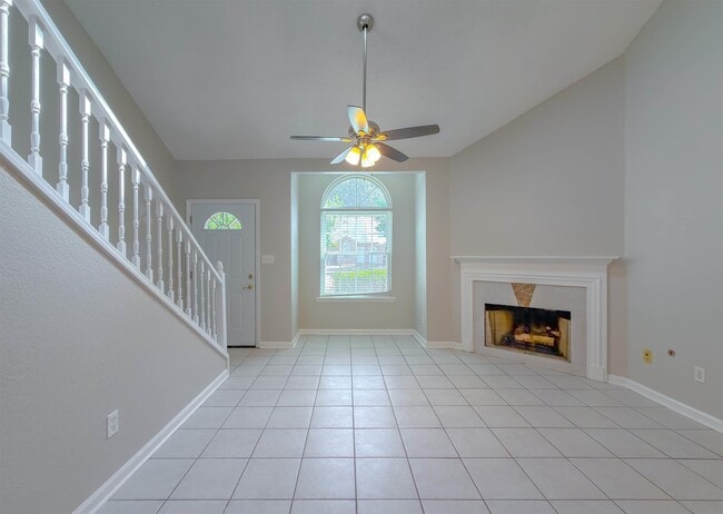 Building Photo - 2500 Nugget Ln