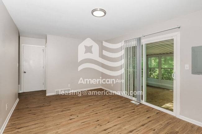 Building Photo - 5420 Autumn Pl