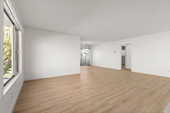 Interior Photo - Beverly Apartments