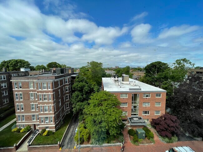 Foto del edificio - 336 Harvard St