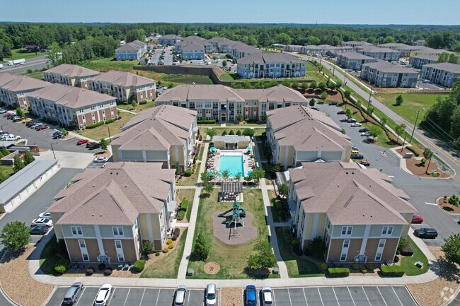 Community - Watercourse Apartments