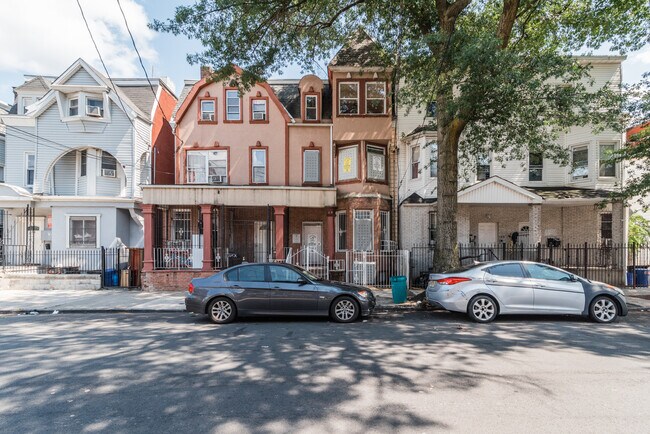Building Photo - 171 Mt Prospect Ave