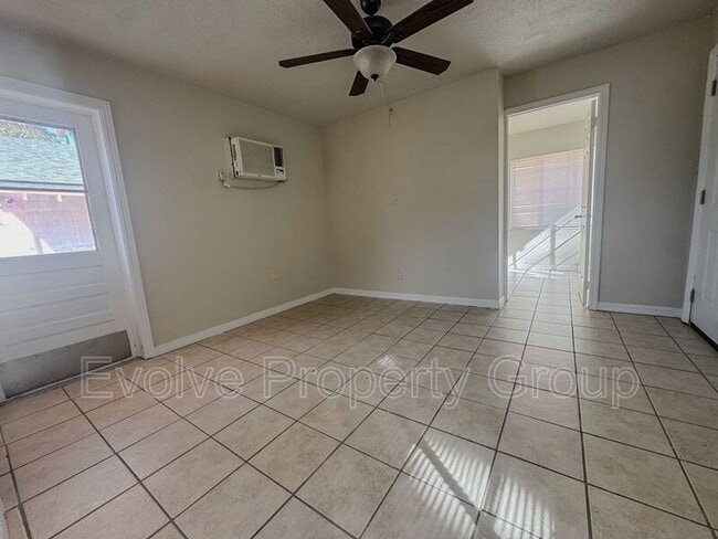 Foto del edificio - 710 N Grove St