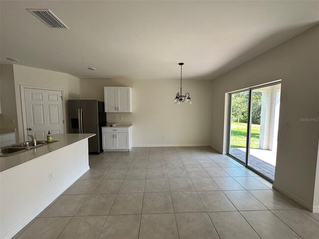 Building Photo - 27285 Guapore Dr