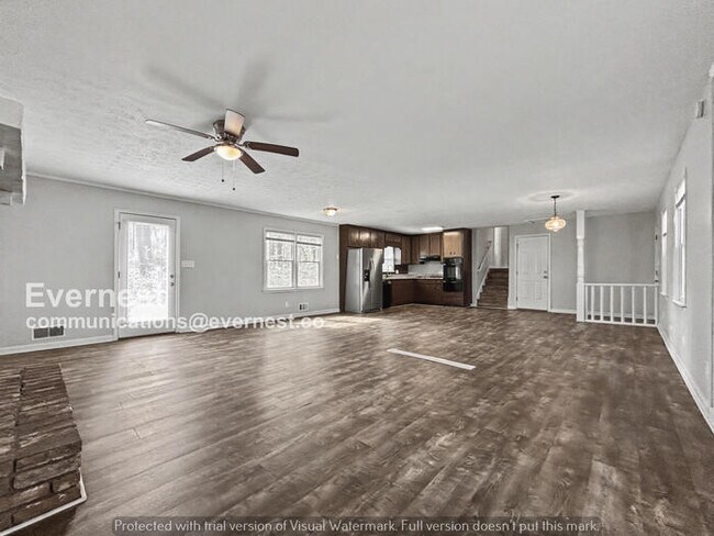 Building Photo - 3010 Cherokee Trail