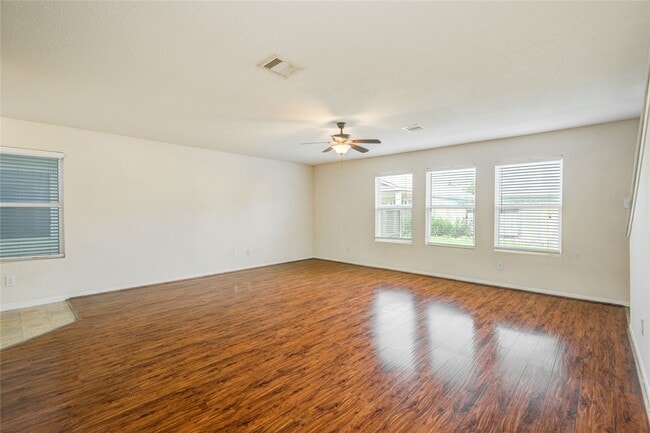 Foto del edificio - 3614 Clipper Winds Way