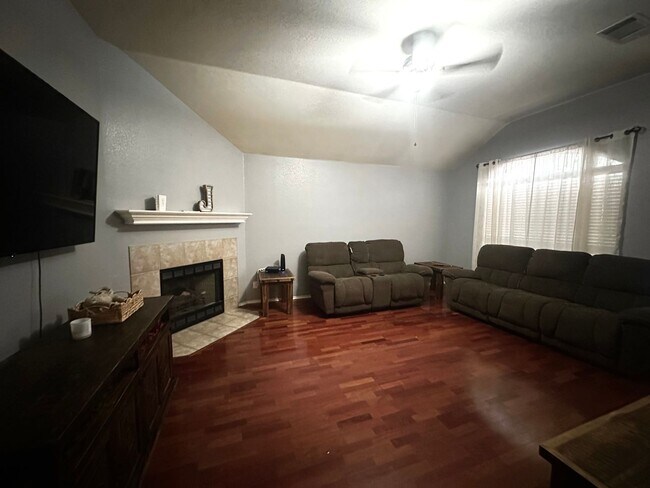 Foto del edificio - 3 Bed 2 Bath in Cedar Park