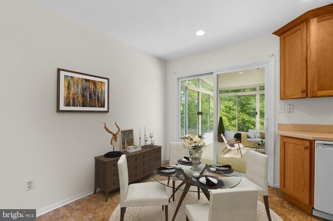 Building Photo - 4701 Hale Haven Dr