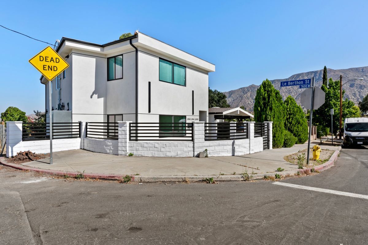 Foto principal - 10941 Christine Way