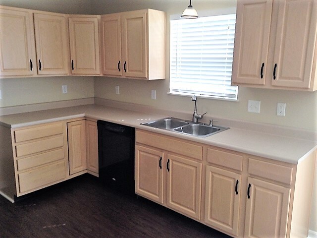 Foto del edificio - 241 Lakeview Dr