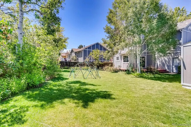 Photo - 1152 Aberdeen Dr House