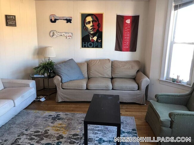 Building Photo - 91-93 Calumet St.